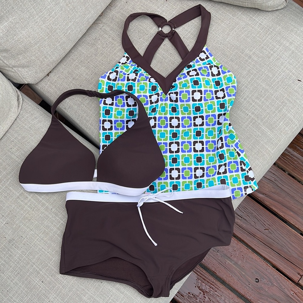 ❗️💲SALE💲❗️ 🏖Victoria Secret 2 pc halter w boy short + tank
